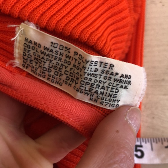 🔥SOLD🔥60s VTG Bright Orange Rib Knit Puff Long Sleeve Mock Turtleneck Shirt - Picture 7 of 8